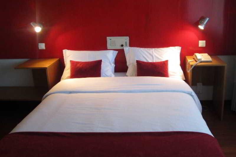 Hotel Eco Salvador Geres Buitenkant foto