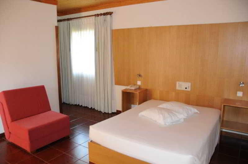Hotel Eco Salvador Geres Buitenkant foto